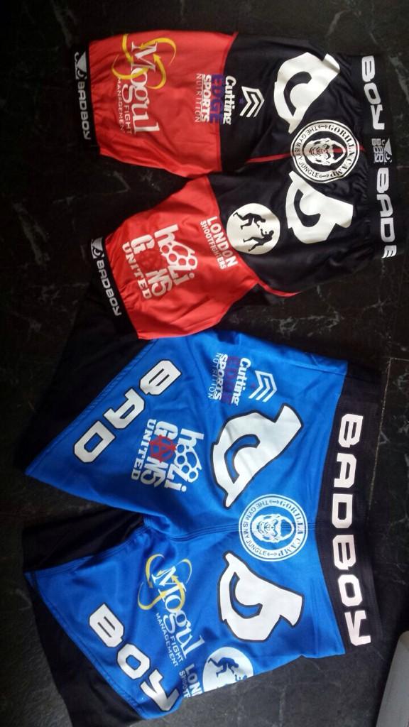 JRadcliffeMMA's tweet photo. 2nites WarSuit 😋 thanks to @HooligansUnited @Gorillacamp1 @cuttingedgekim My Team an Coaches #LondonShootFighters http://t.co/a5OnhwyxvE
