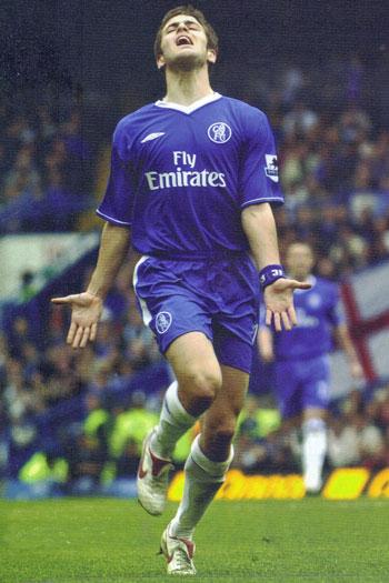 Happy birthday to former Blue, Joe Cole (2003-2010) who is 33 today  