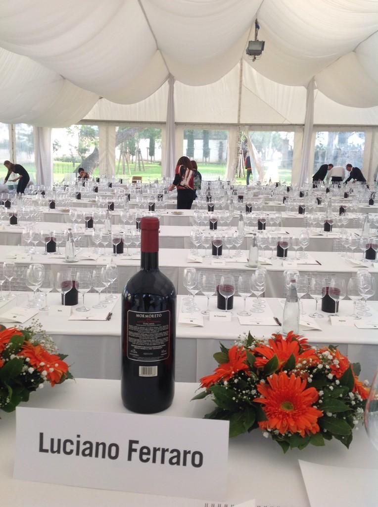 Maxsedda's tweet photo. “@CorriereDiVini: I Cavalieri del lavoro presentano loro vini alla Masseria Altemura, in Puglia http://t.co/tquQnttWuo”