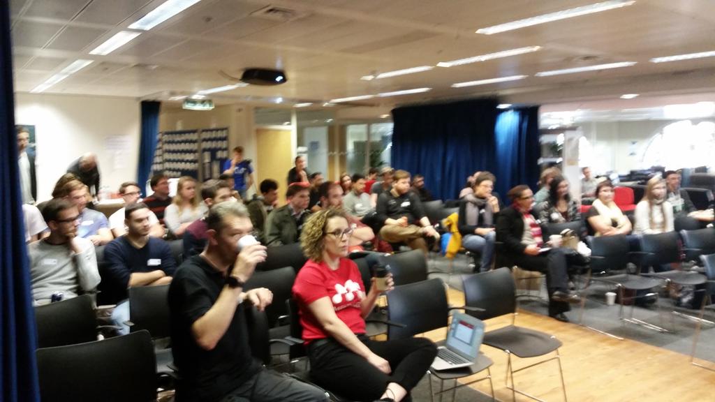 DrFaresKAlaboud's tweet photo. #UnituHack begins! http://t.co/geL2zkLLuC