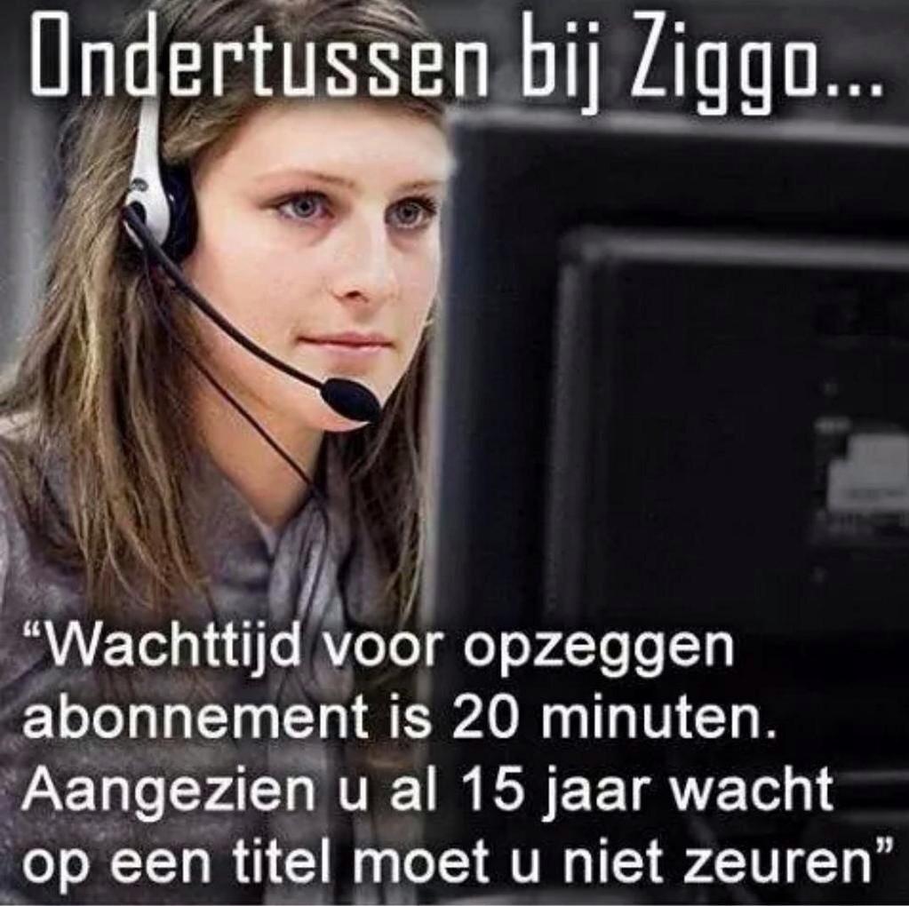 ajaxmuseumNL's tweet photo. Leuk al die grappen over onze nieuwe hoofdsponsor, maar deze is toch wel het beste! #ziggo #AJAcam #AJAX http://t.co/7Hps05w4Hp