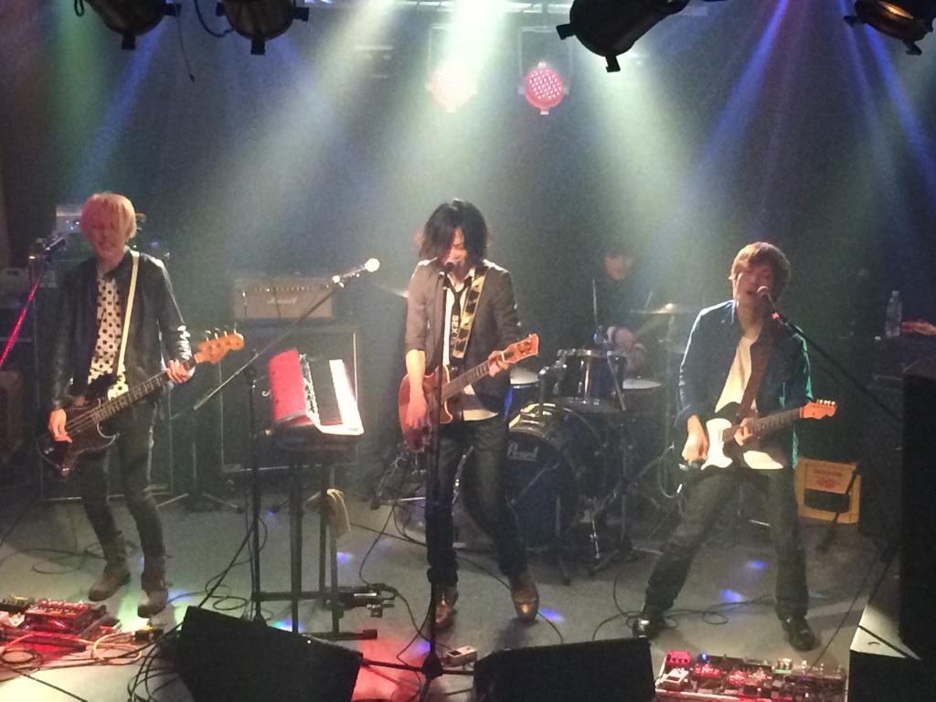 In 197666 (@in197666) on Twitter photo 