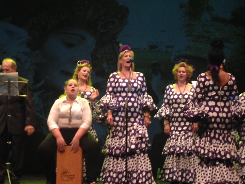 HdadTorrejon's tweet photo. Orgullosos de nuestro Coro y de la fantástica actuación que realizó anoche! http://t.co/OVkRt6mqOo