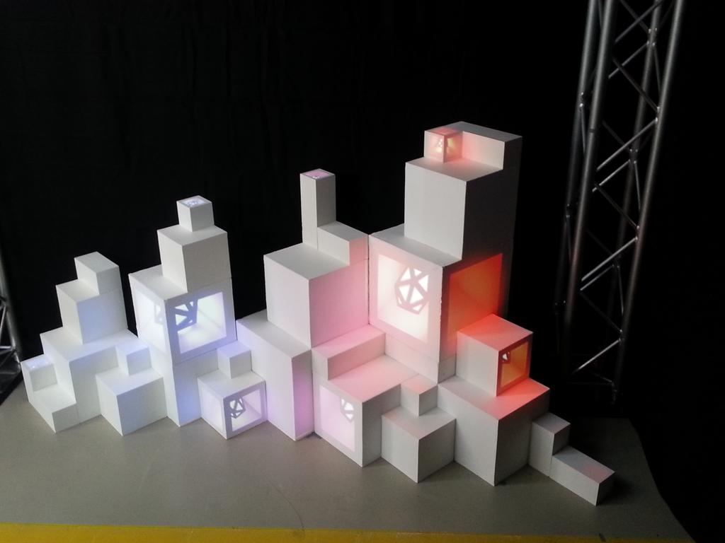 <a href="/3rdRevXperience/">3rd RevXperience</a> met <a href="/GLR_tweets/">Grafisch Lyceum Rotterdam</a> <a href="/MediaCollege010/">GLRMediaCollege</a>  #3Dvideomapping #3dprinting