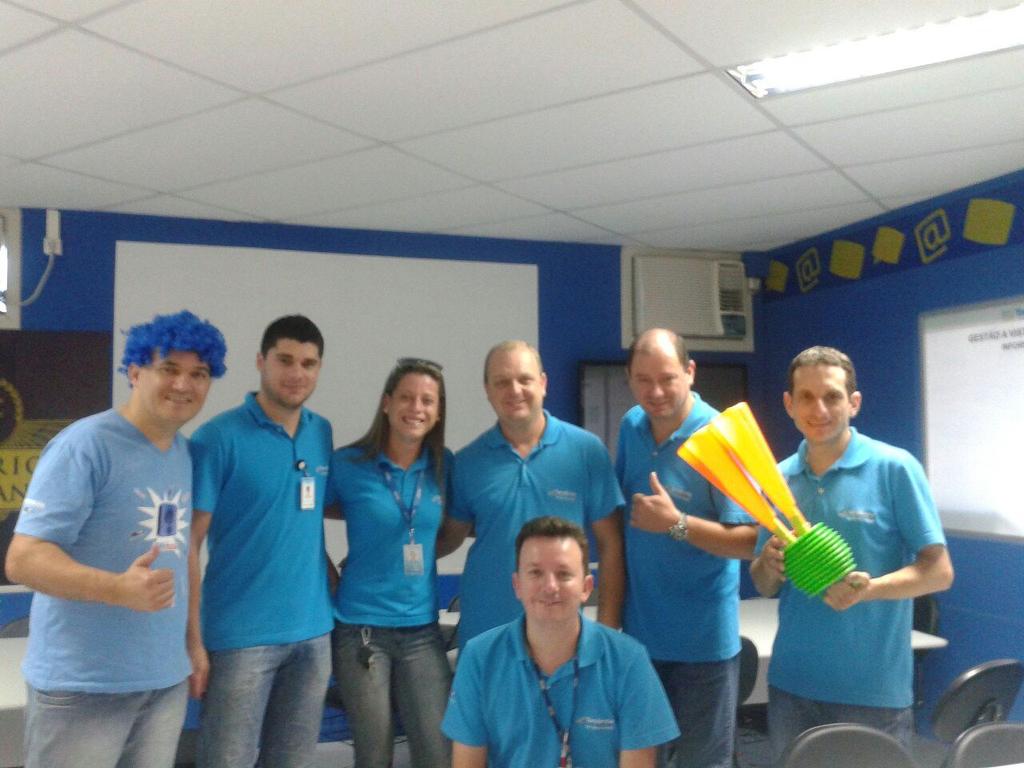 gilcivani's tweet photo. Bora fazer a diferença na Capilaridade !!! @WCarlosluciano @paulokugler @guleitesilva @aratacheski http://t.co/HOlJTNtluS