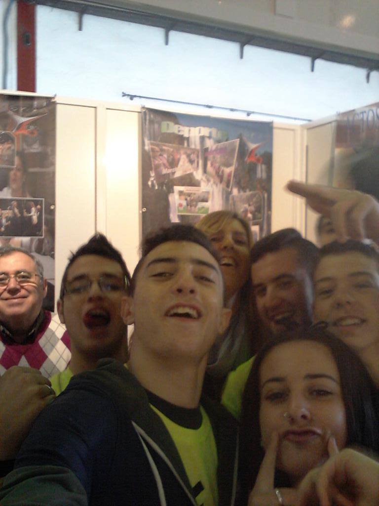 adriancobo2's tweet photo. #fejuve @atreveteYAmr #chokoboys http://t.co/G7Fg12O98l