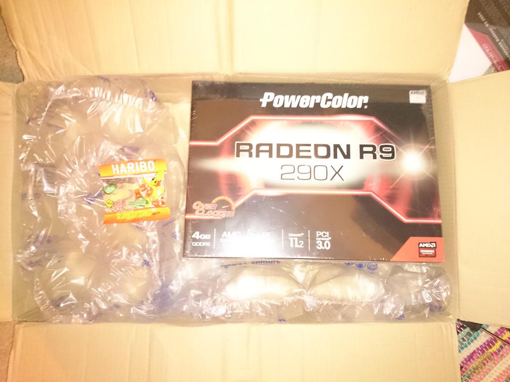 B16j2m9IcAAmFaX.jpg:large