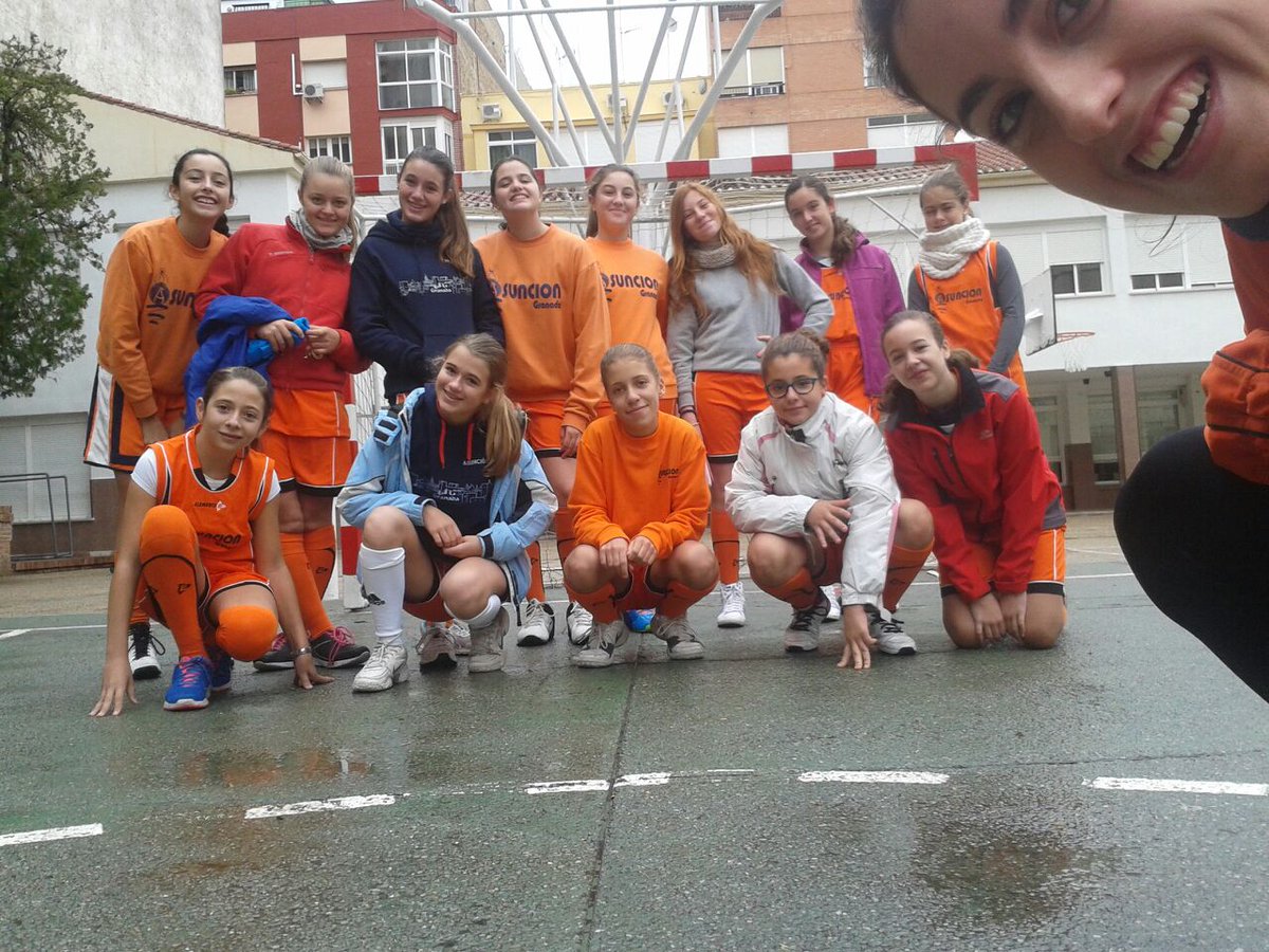 doripelaez's tweet photo. Primera jornada pasada por agua :) http://t.co/acP7Zn1d6H