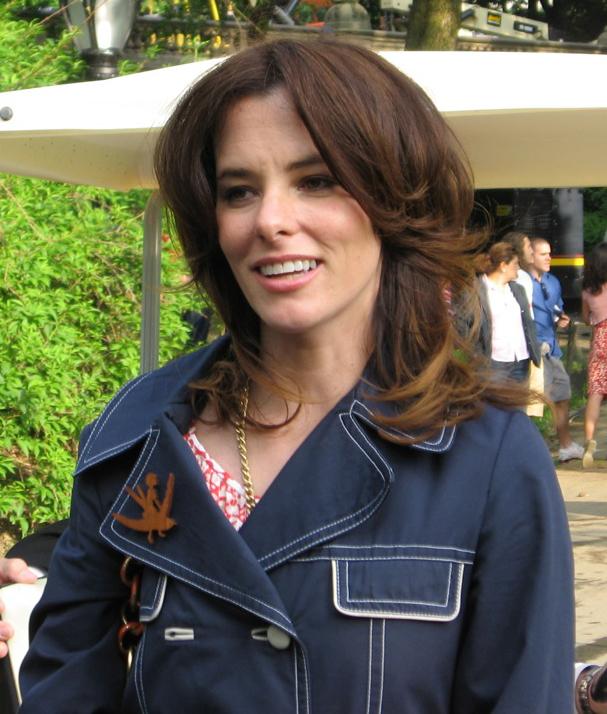 Happy 46th birthday, Parker Posey, awesome actress and "Queen of the Indie"  "Clockwatchers" 