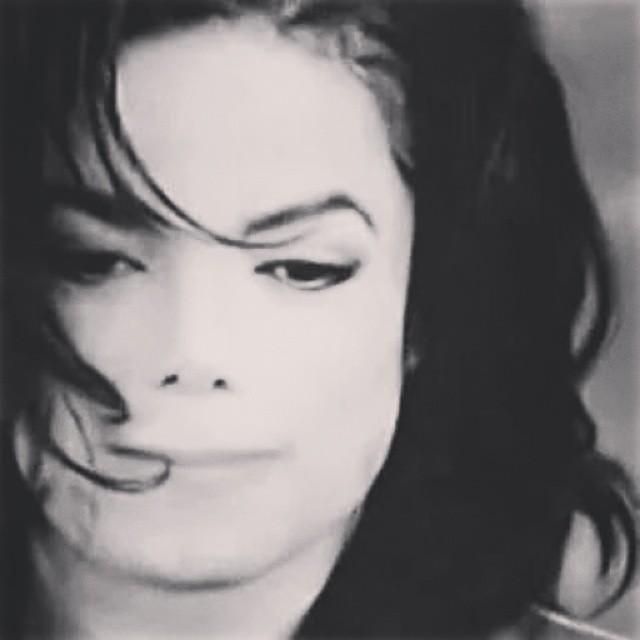 You are not alone, i am here with you! ♡ #MichaelMyLove #MichaelJackson #TheKingOfPop #TheKingofMusic #MyPeterP...