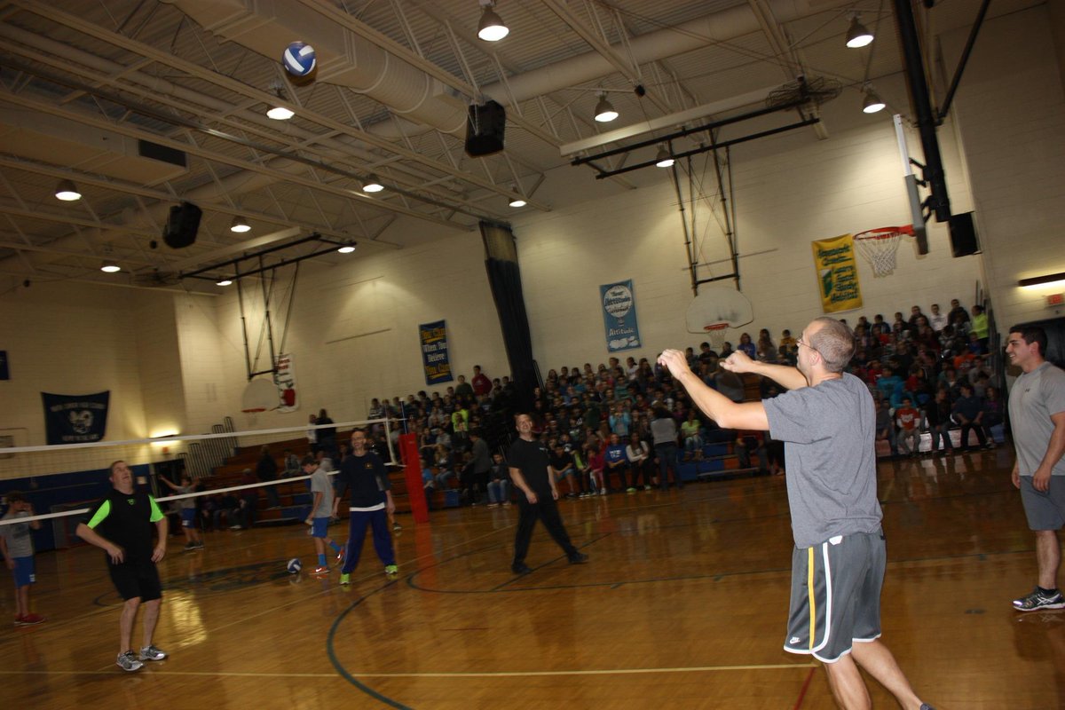 WorthPolice's tweet photo. 1st Annual WPD vs. WJH Volleyball Game! We had a great time! Thanks to WJH students and staff for having us! http://t.co/8D6DTrXjKQ