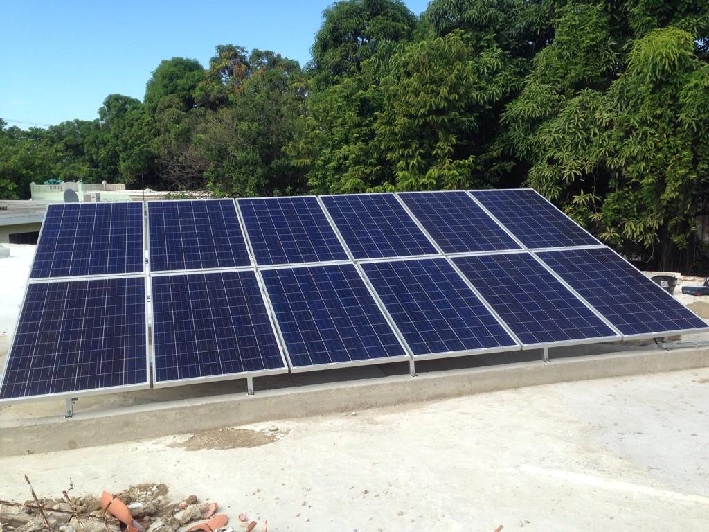 Una instalación más por iSolar. Las energías renovables adquieren fuerza y cada vez más interés por nuestra sociedad!