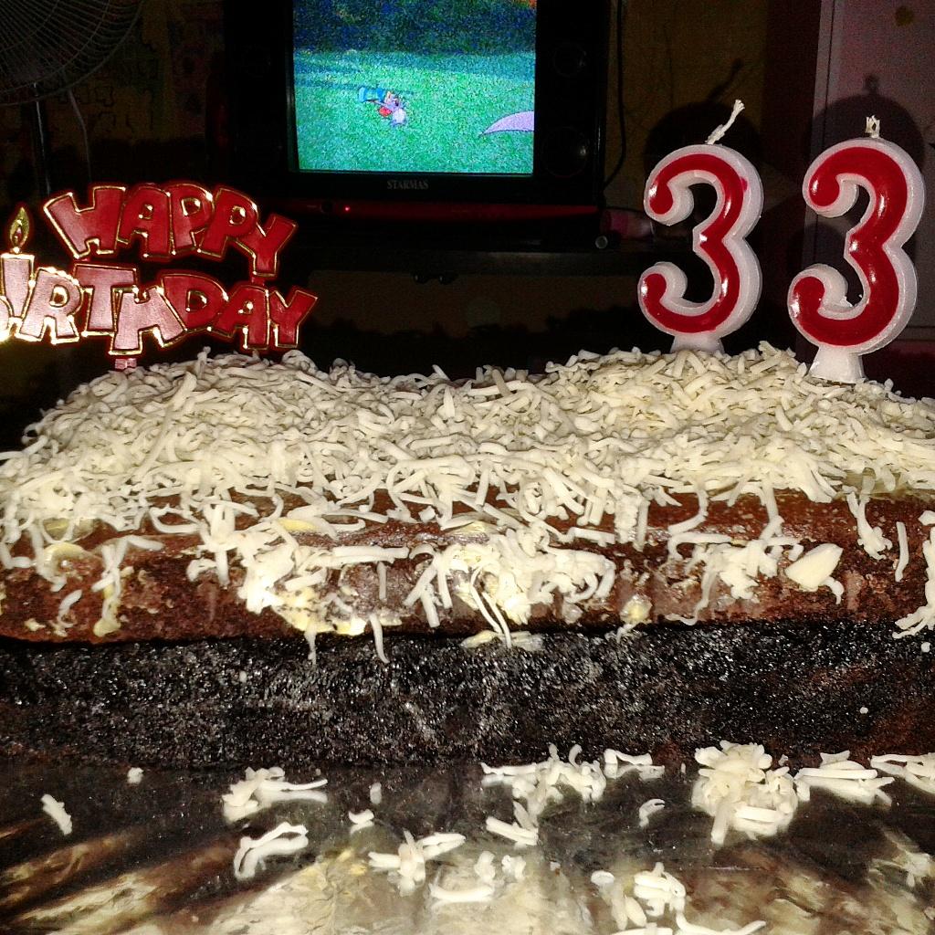 HAPPY BDAY LEE DONG WOOK !!!    cc: 