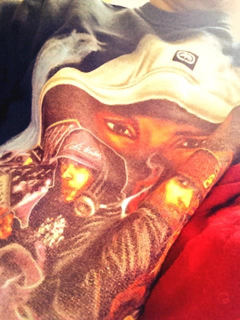 Garrfield40's tweet photo. Sudadera, sofing y la pasta preparada.. #relaxigcasa #vienes? #teespero #usespero #elcavafred http://t.co/bTVMZwxDG2