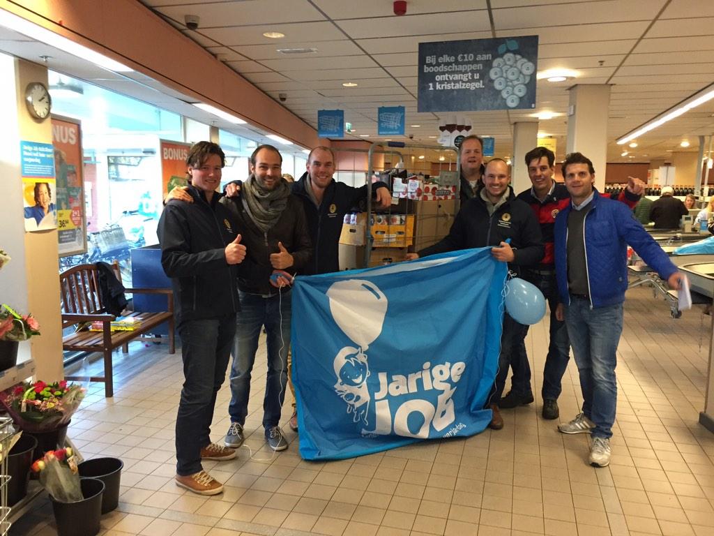 Een container vol artikelen in gezameld met  RT1 Utrecht en HB voor <a href="/Jarige_Job/">Stichting Jarige Job</a> !