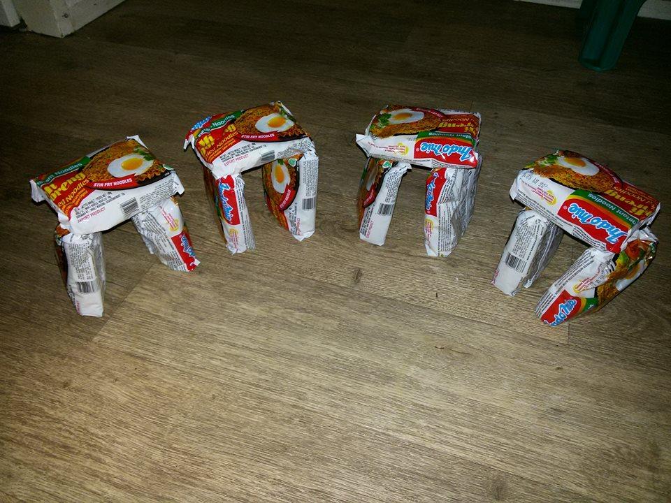 Will_It_Henge's tweet photo. #Hengeable: Instant noodles http://t.co/TFUWCfEt5j