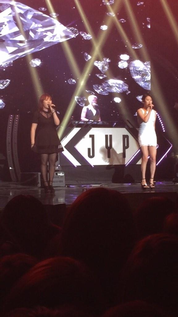 B17LeLdCcAIb2im.jpg:large