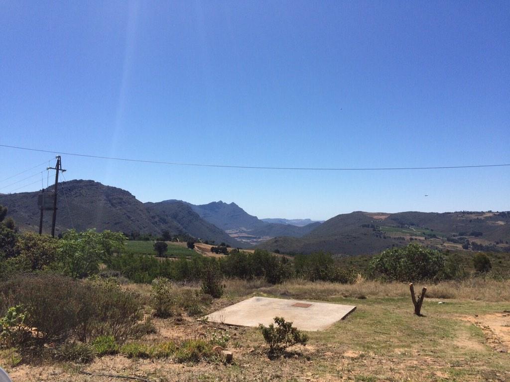 ClarksRecipes's tweet photo. Our plum orchards in the distance. This is where the magic of our Sticky Plum Sauce begins. #supportlocal http://t.co/INoPwTQaLo