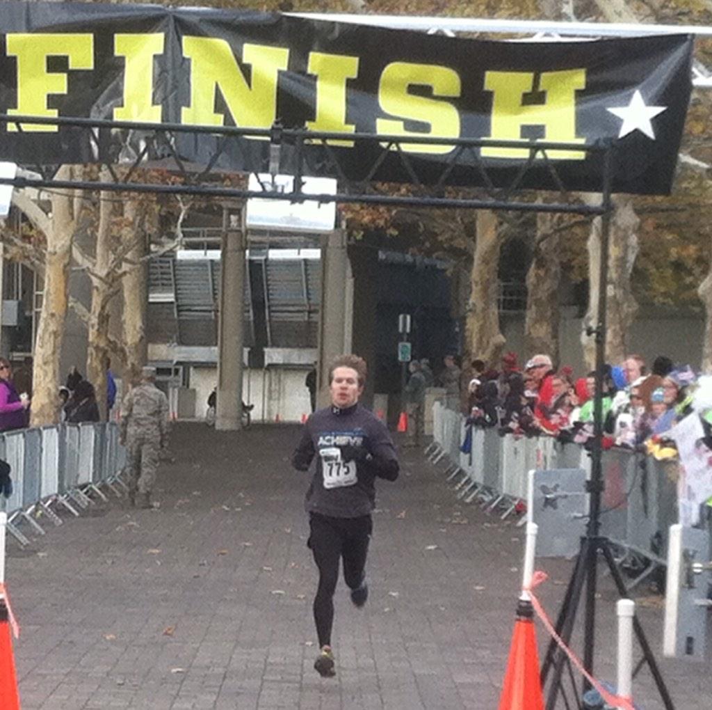 Army Veteran Nathan Stewart wins the second annual #dav5Kcin in 17:16. Congratulations!