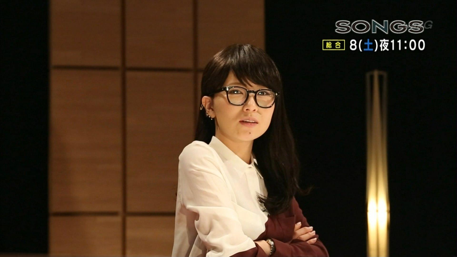 Papiko Nhk Songs に出ていた椎名林檎が可愛すぎて見入る 黒髪 メガネ ほくろ フェチにはたまらないかと Nhk Http T Co Duqj3x1jn4