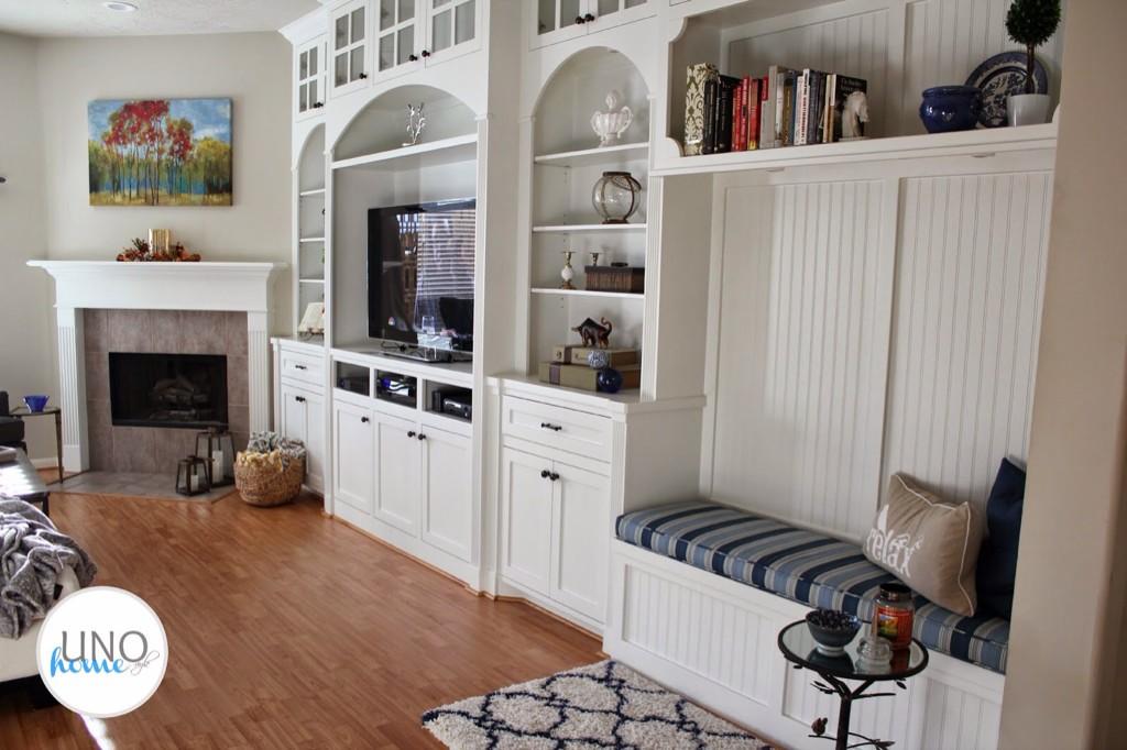 UNOhome_Blog's tweet photo. White wall unit! Don't you just love white on white decor? #wallunit #ontheblog #LivingRoom #decor http://t.co/FjYDbTXJsM