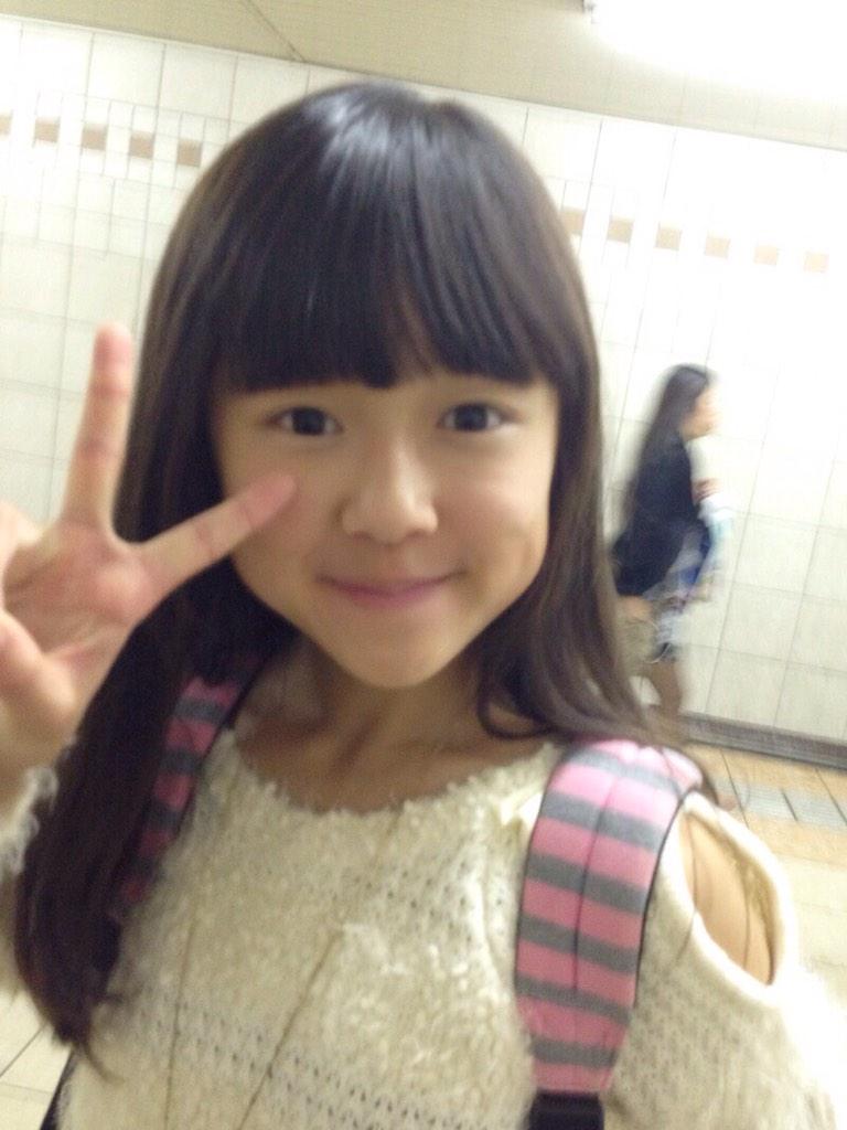deepmind_sg's tweet photo. 明日はスマイル学園のライブ！！
楽しい日曜日にしましょう♪

メンバーの笑顔で癒されて下さい。
みなさん、いい夢を(^з^)-☆
オヤスミナサイ･���･ http://t.co/GV8KMj9sLn