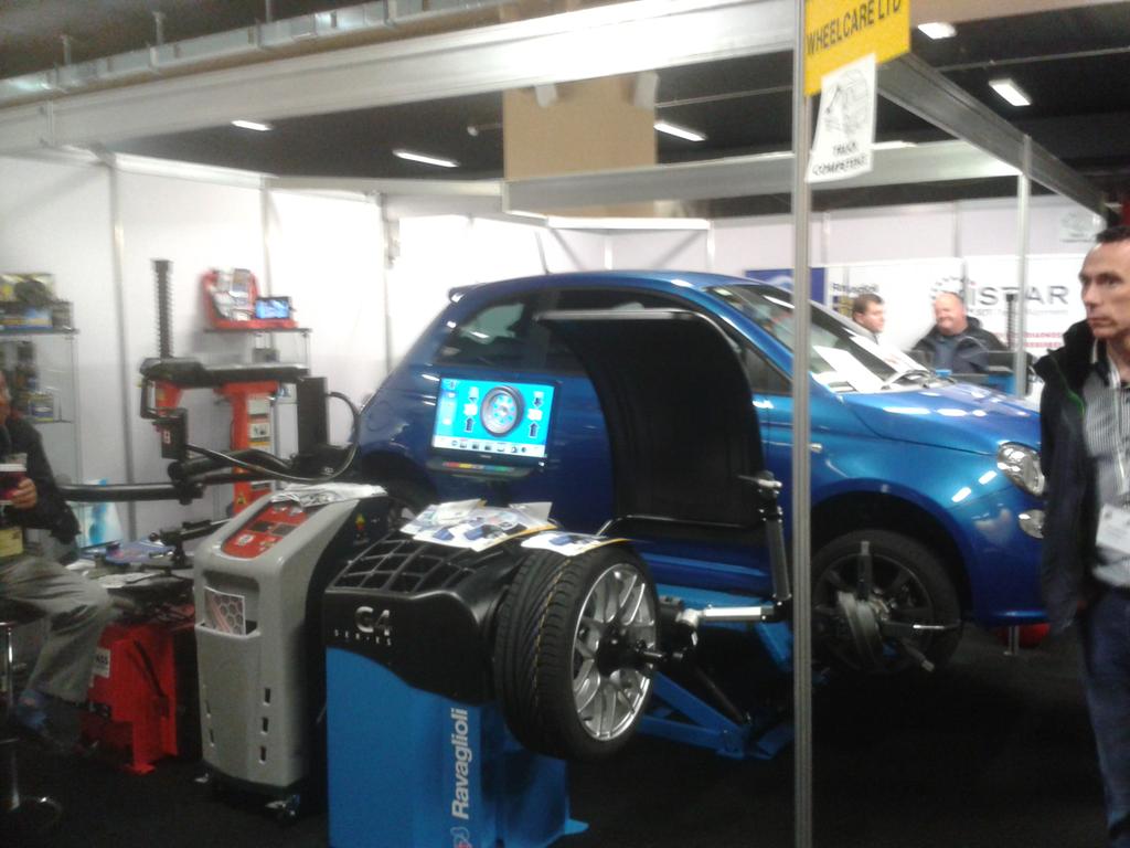 TyreAware's tweet image. @Wheelcare @wheelcarlookin good, cute little #fiat500 #fiaton their #Ravaglioli lift.