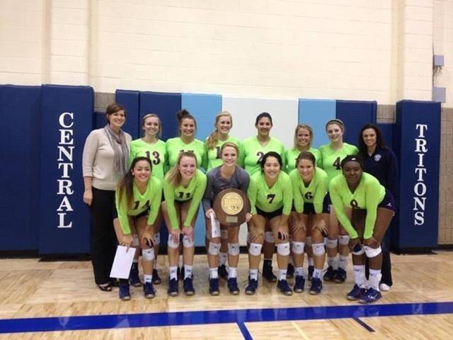 serena_yong8's tweet photo. One year ago today was the day all our dreams came true #SWCCVB #Forever http://t.co/bJjExVba6Q
