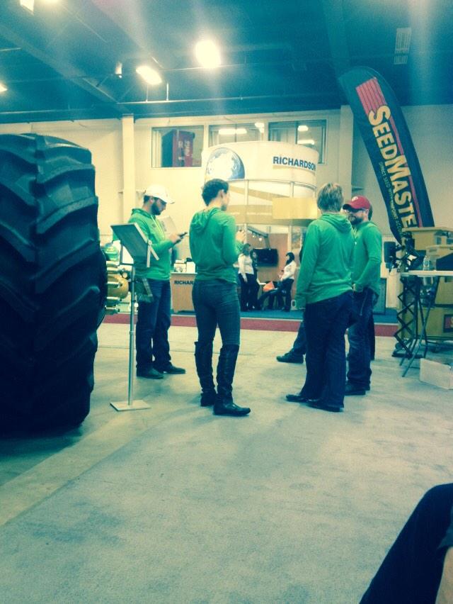 SeedMasterMfg's tweet photo. Last day. Thanks to @elmersmfg @StolkMark @RavenPrecision @AAFC_Canada for a successful #MSC14 #agritrade14 http://t.co/R4etSQK7NN