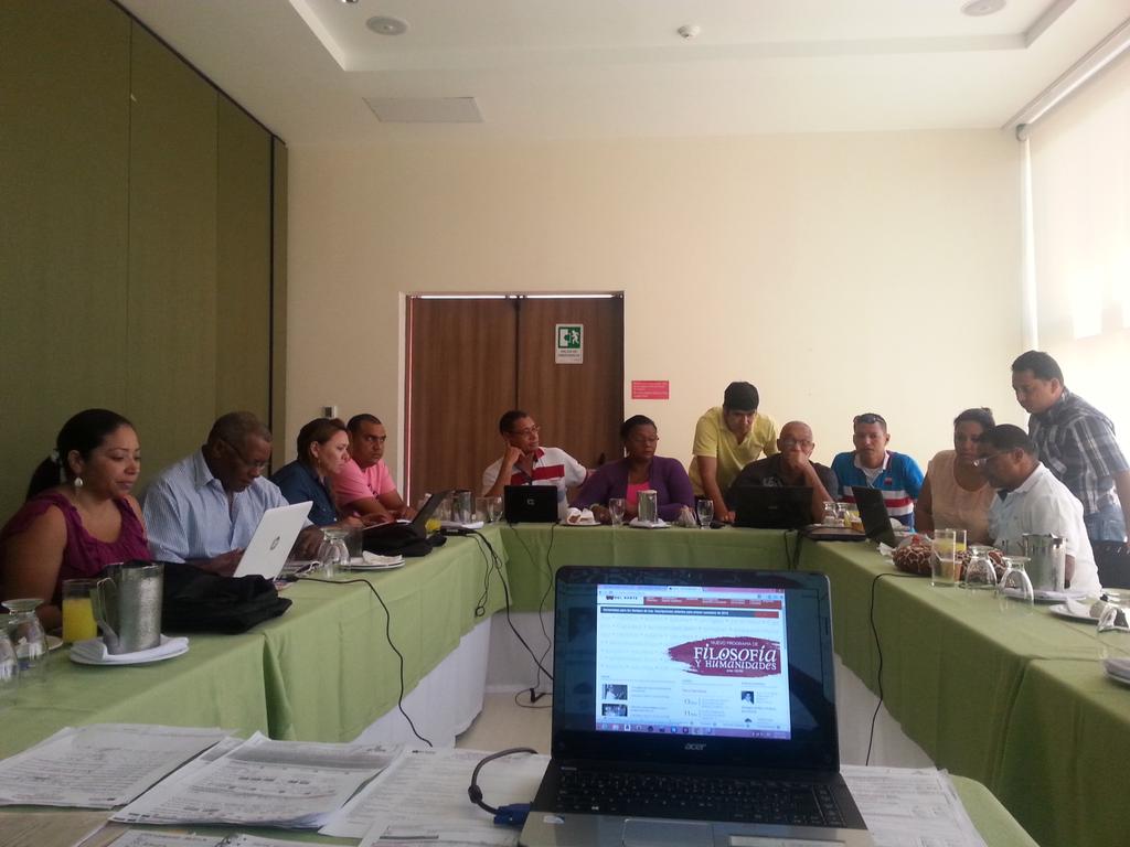 kellpozo's tweet photo. Diplomado Reinventando el periodismo @UninorteWorld http://t.co/6rqvU56BNU