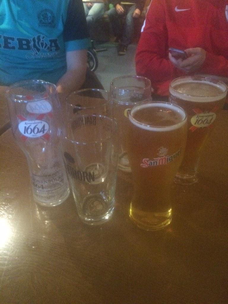 benlewiswcc's tweet image. #alldayer #differentdrinks #sorry #notsorry 🍻🍻🍻🍻🙌🙌