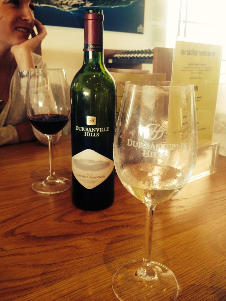 LoveHeartsFood's tweet photo. @dhillswine Sauvignon Blanc always a winner #staatmaker #sauvignonsaturdays http://t.co/u6ILVzAqO0