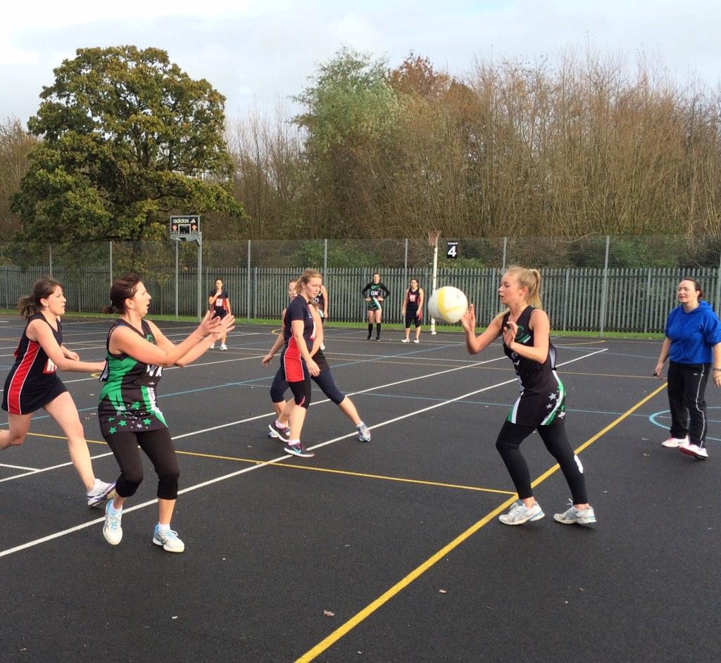 ImperialNetball's tweet photo. Another win for #IMP3 vs Bradley Stoke today, final score 45-8. Here's the attack in action ... http://t.co/olQ67uEoRJ