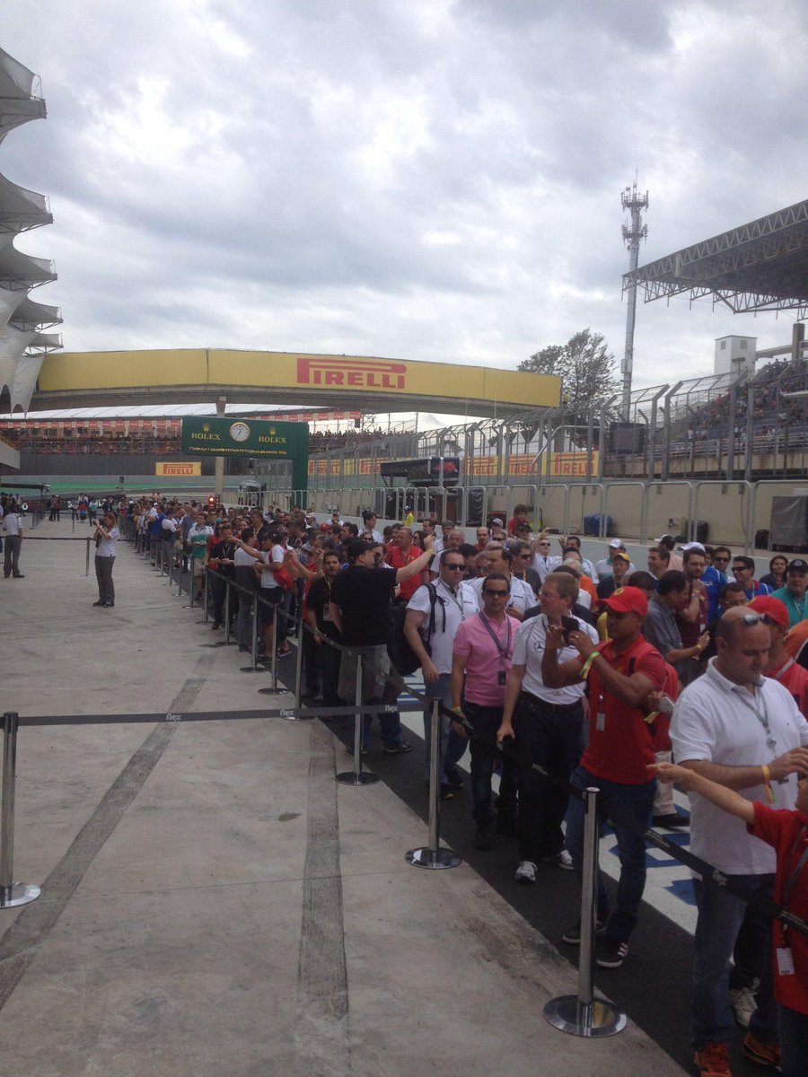 Bwt Racing Point F1 Team Fans Flooding The Pit Lane Gives A Whole New Meaning To The Term Busy Pit Lane Unsaferelease Brazilgp Http T Co Mwsz1bdhiy