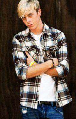 HAPPY BIRTHDAY RIKER LYNCH 
