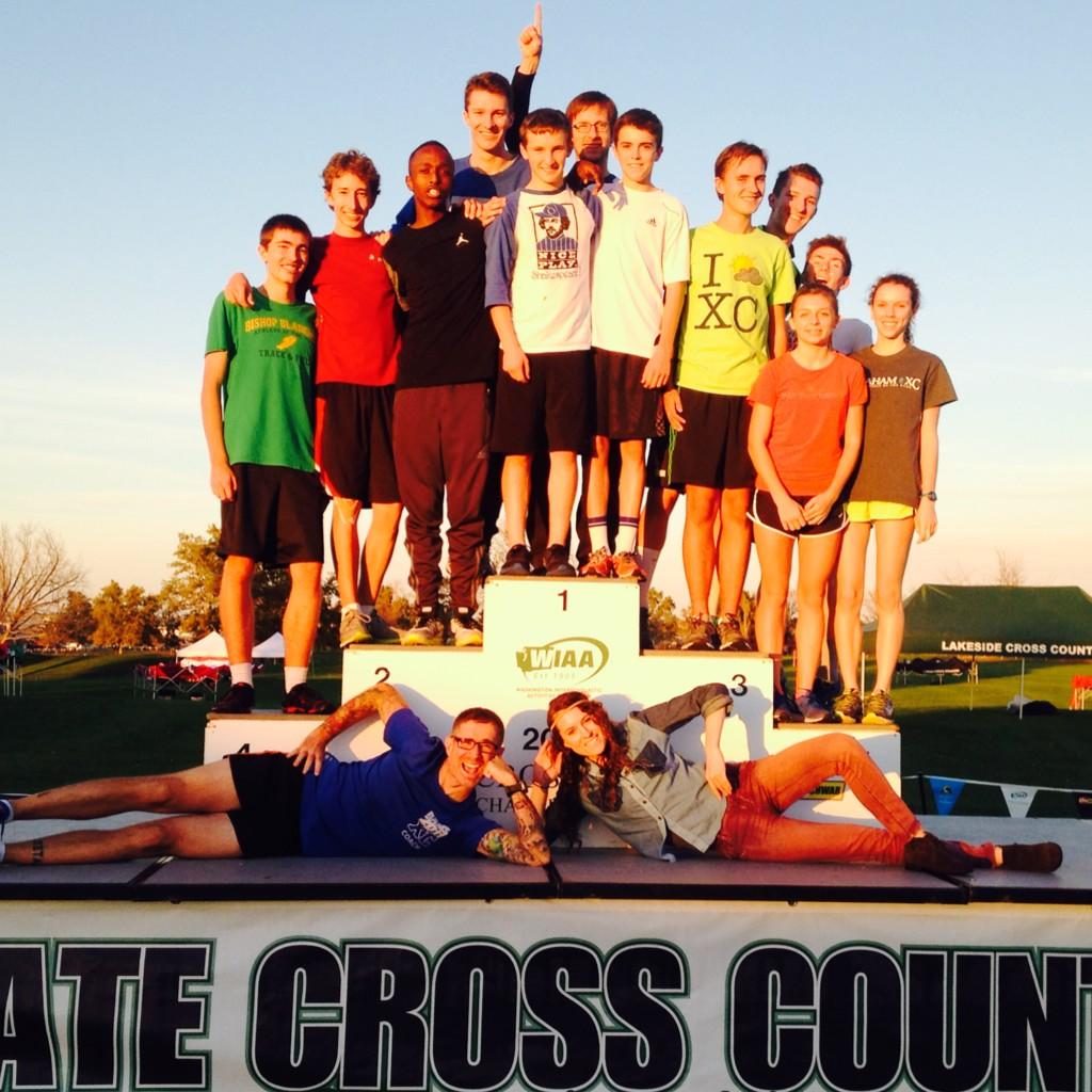 RamsRunning's tweet photo. The Rams have arrived in Pasco and are ready to throw down today at STATE! Meissa races at 11:30 and the boys at 2 http://t.co/kuisylwK9t