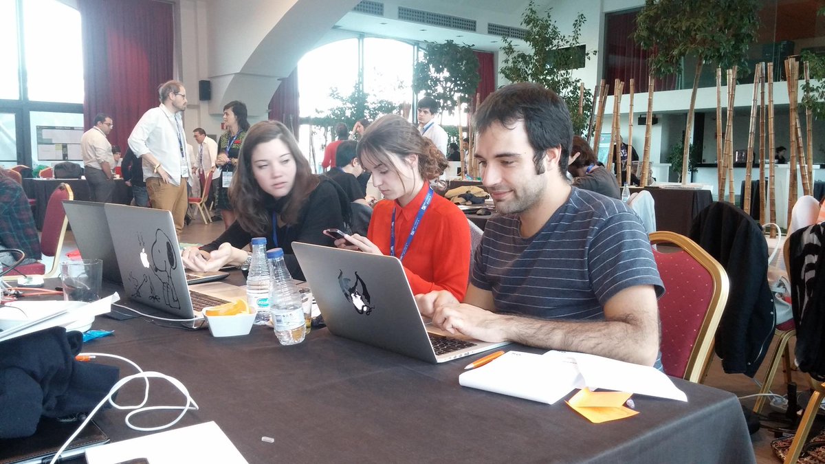 StartupFantasy's tweet photo. El protagonista trabaja duro! #StartUpFantasy #Diego #emprendedores http://t.co/aso6H210VE