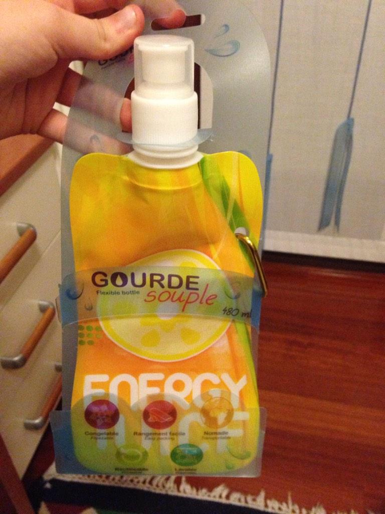 My mom just bought me this so the environment an I are happier now 😊👌 <a href="/iansomerhalder/">Ian Somerhalder</a>