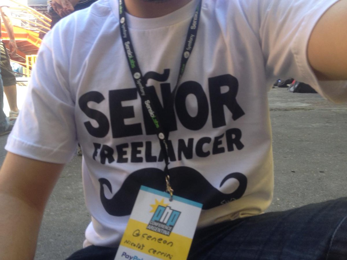ceneon's tweet image. Señor Freelancer en la #PHPConfAr /cc @restorandoarg #phpconferencear