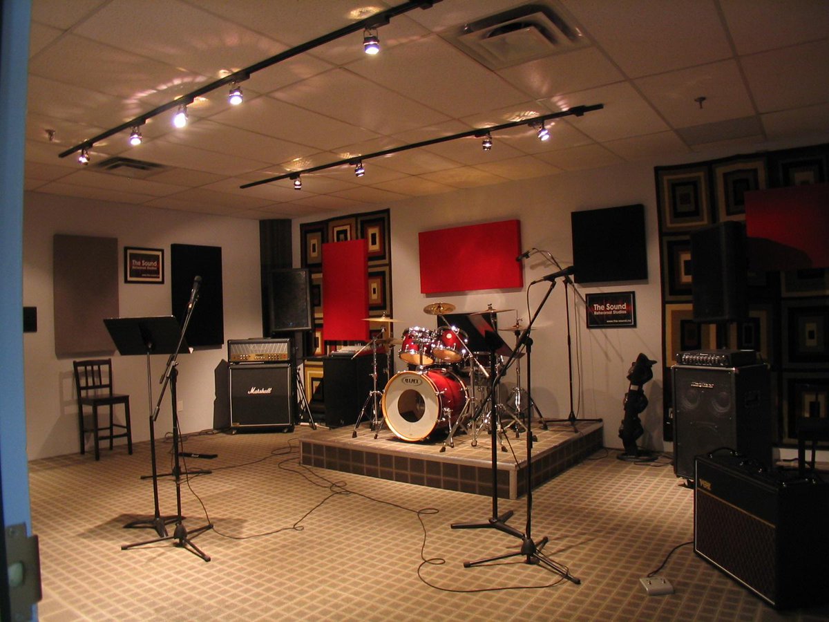 ThesoundYR's tweet image. Free two hour rehearsal to night first call #thesoundrshearsalstudios #callfirst #torontomusic