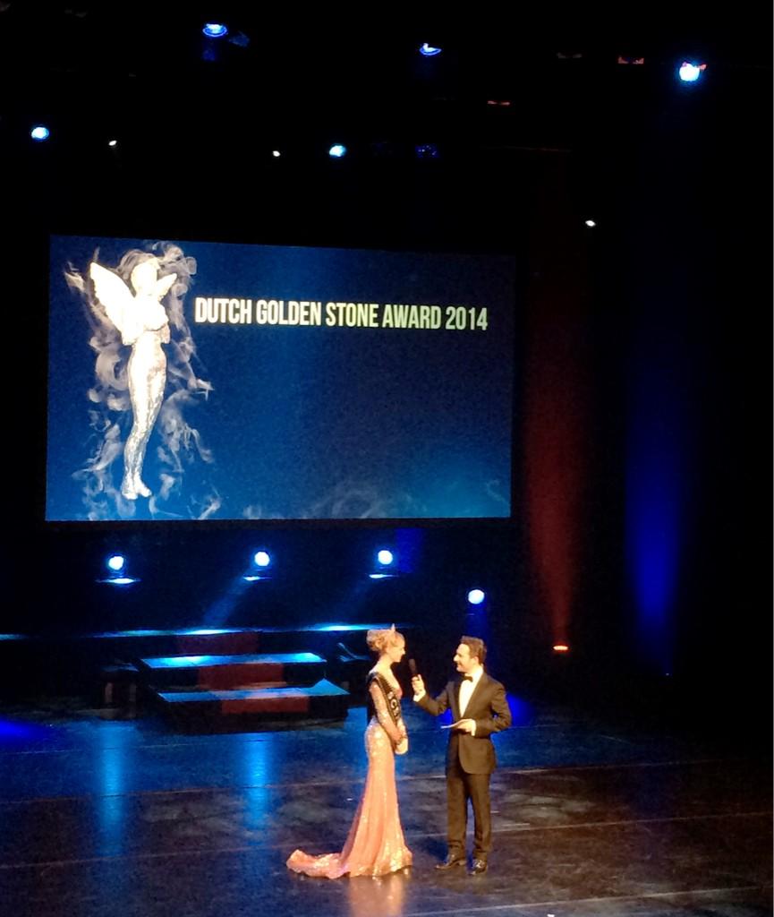 IrynaSavenko's tweet photo. #Gala of debut #film @SCENECS with @atariverdi started in #Amesfoort #Holland #DutchGoldenStoneAward2014 http://t.co/jkIh13rc1P