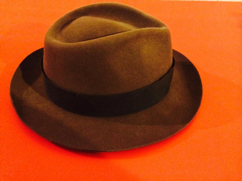 Queridos cobardes,después de meses colgado de un perchero,este que está aquí,vuelve a las andadas.
Mañana Marejada!