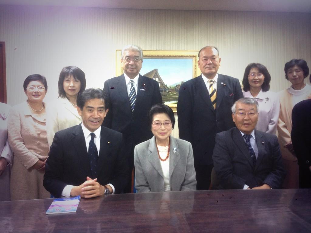 実践倫理宏正会 芸能人