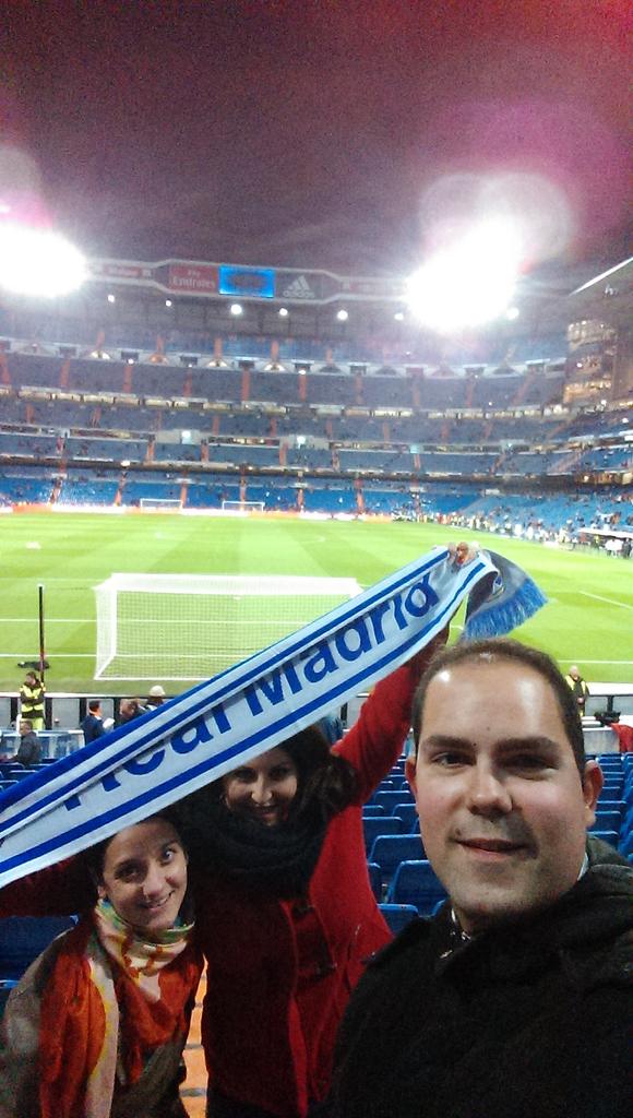 jovibarrax83's tweet photo. Santiago Bernabéu http://t.co/7kOkRsbJw0