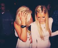 amaiving25's tweet photo. No pics pleeze!!! LOLOLOL #throwback we r so artsy/DRUNK!!!! This was such a good nite!!!! #art #drunk #college #love http://t.co/BBRmd60Dee