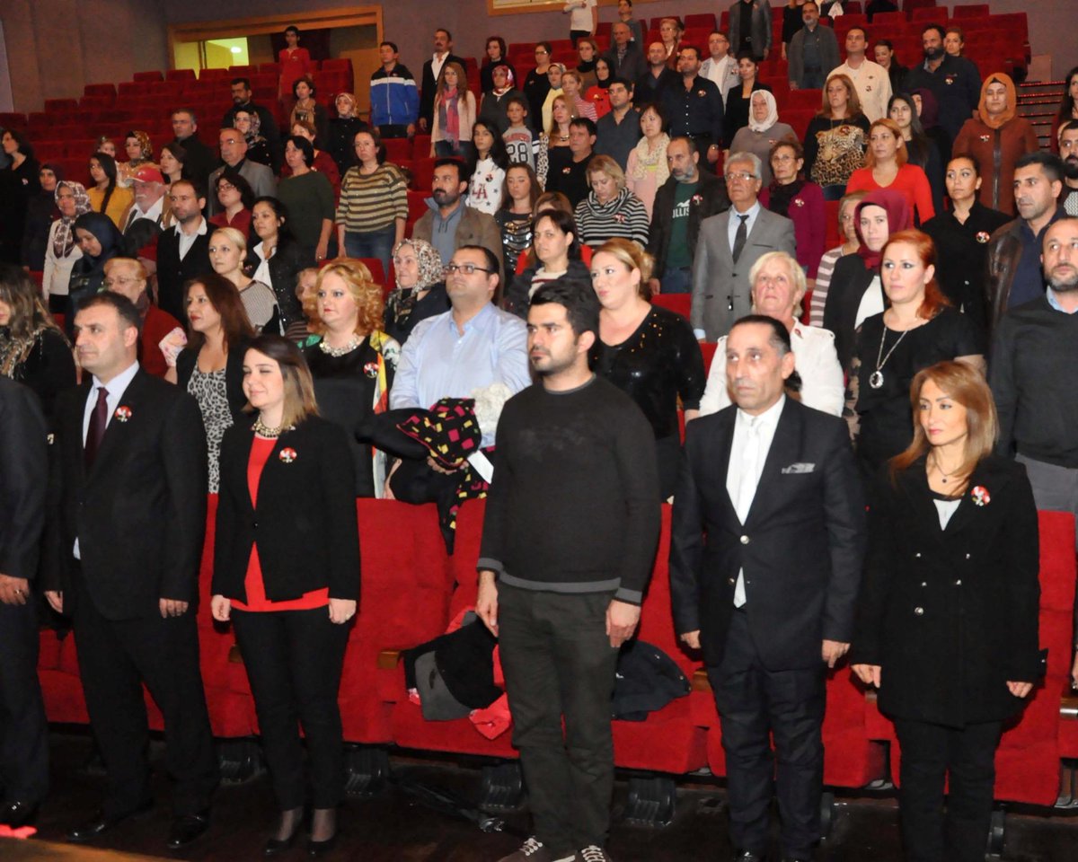 BEYLKDZK's tweet photo. Cumhuriyeti Biz Kurduk Onu Yaşatacak Olan Sizlersiniz!(K.Atatürk)
Okulumuzda Cumhuriyet Bayramı coşkuyla kutlandı! http://t.co/pCcc6zsUr9
