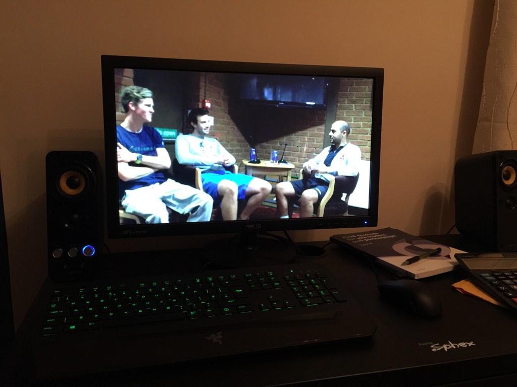 Rushed home!!!! And just made it in time!!!! Hellll yeah the Touchtennis show is back <a href="/touchtennisshow/">the touchtennis show</a>