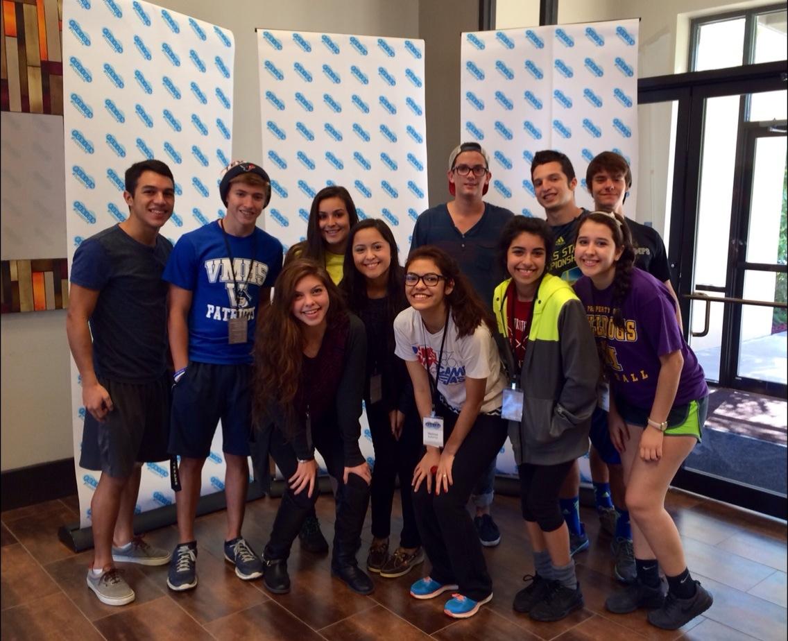 analisa_garza's tweet image. Love these people 😊 #fusion14