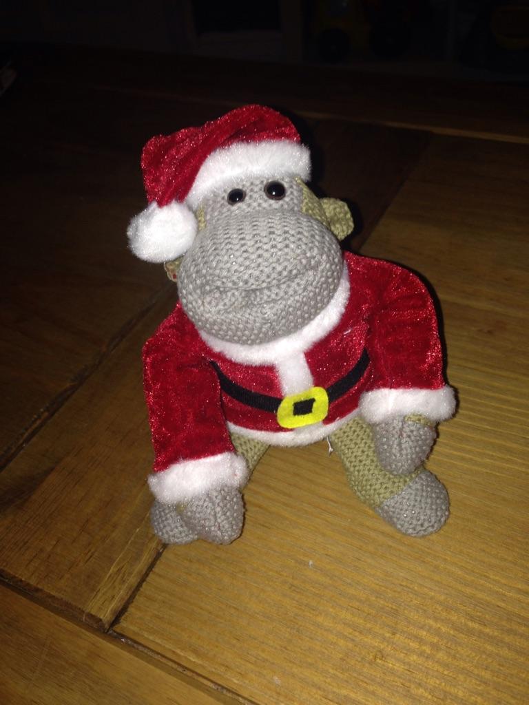 Maver369's tweet photo. Outfit arrived #santamonkey #GownAround #cuppaclub @PGtips http://t.co/brs09Yjj8w