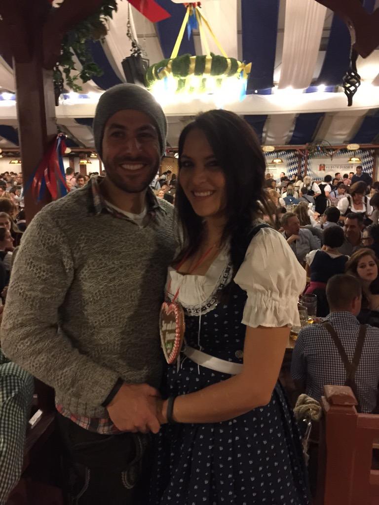 <a href="/a_fuentes1981/">Antonio Fuentes</a>: how to turn a banker into a sub10hrs ironman. step two: go to oktoberfest @züriwiesn <a href="/FranziskaMaria/">Franziska Fuentes</a>